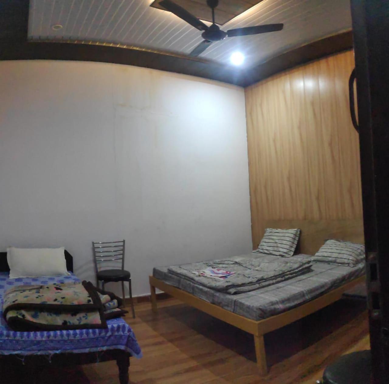 Hotel Trishul Inn Karnaprayāg Extérieur photo
